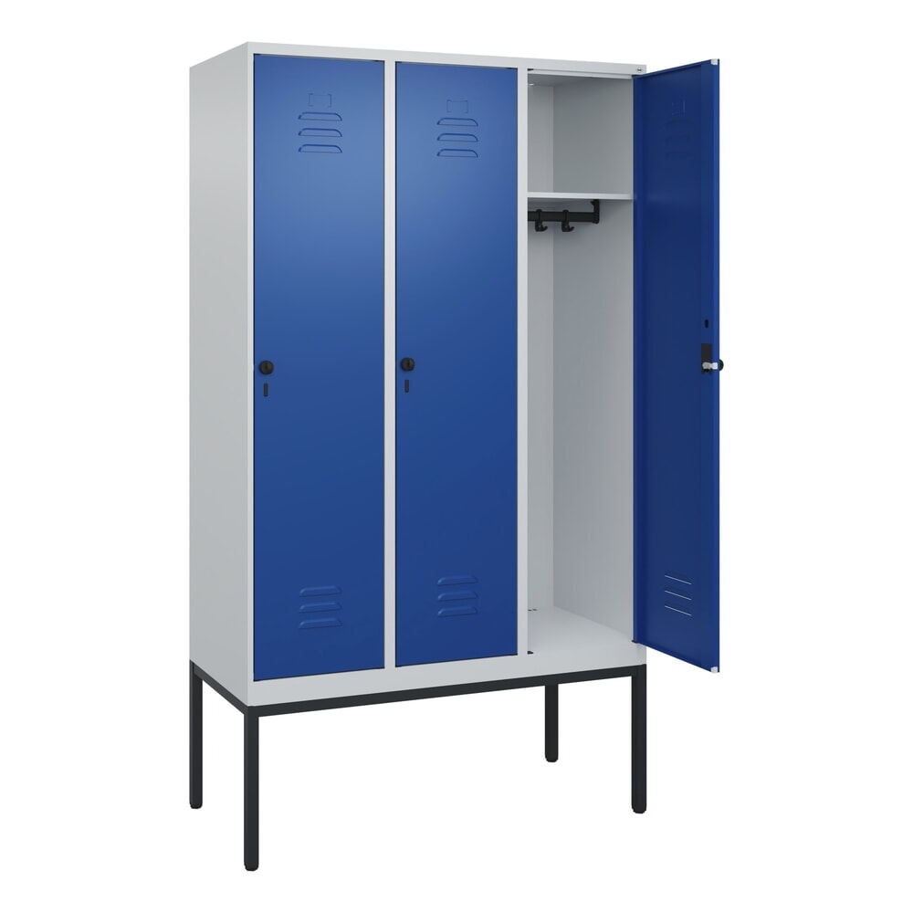 Illustration du produit: C+P Spind Classic PLUS, Gestell, 3 Abteile, HxBxT 2.120 x 1.200 x 500 mm, lichtgrau, enzianblau, für Vorhängeschloss, ohne Mitteltrennwand