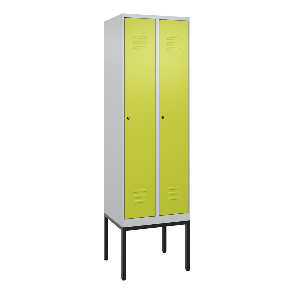Produktabbildung: C+P Spind Classic PLUS, Gestell, 2 Abteile, HxBxT 2.120 x 600 x 500 mm, lichtgrau, clowngrün, Zylinderschloss, mit Mitteltrennwand