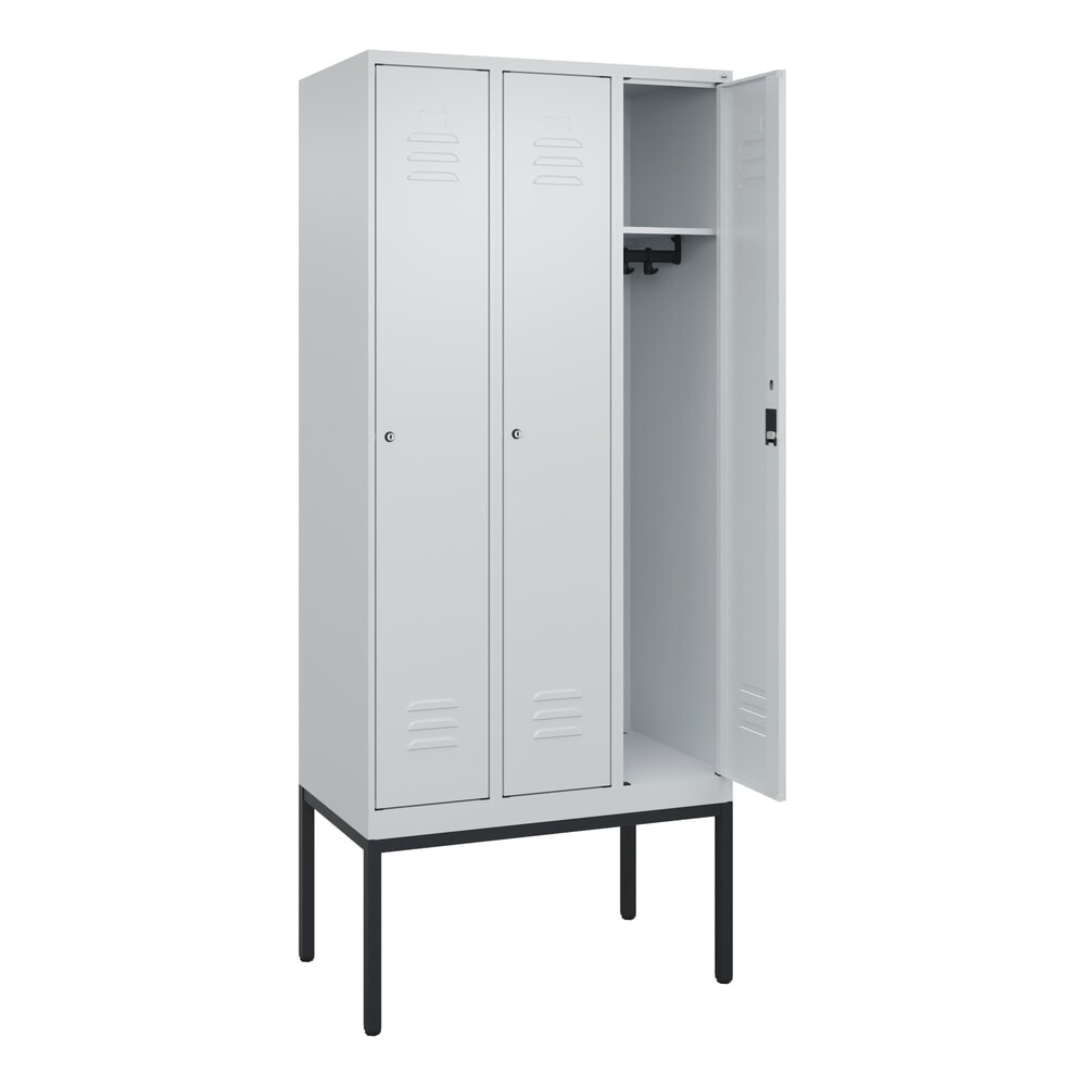 Illustration du produit: C+P Spind Classic PLUS, Gestell, 3 Abteile, HxBxT 2.120 x 900 x 500 mm, lichtgrau, lichtgrau, Zylinderschloss, ohne Mitteltrennwand