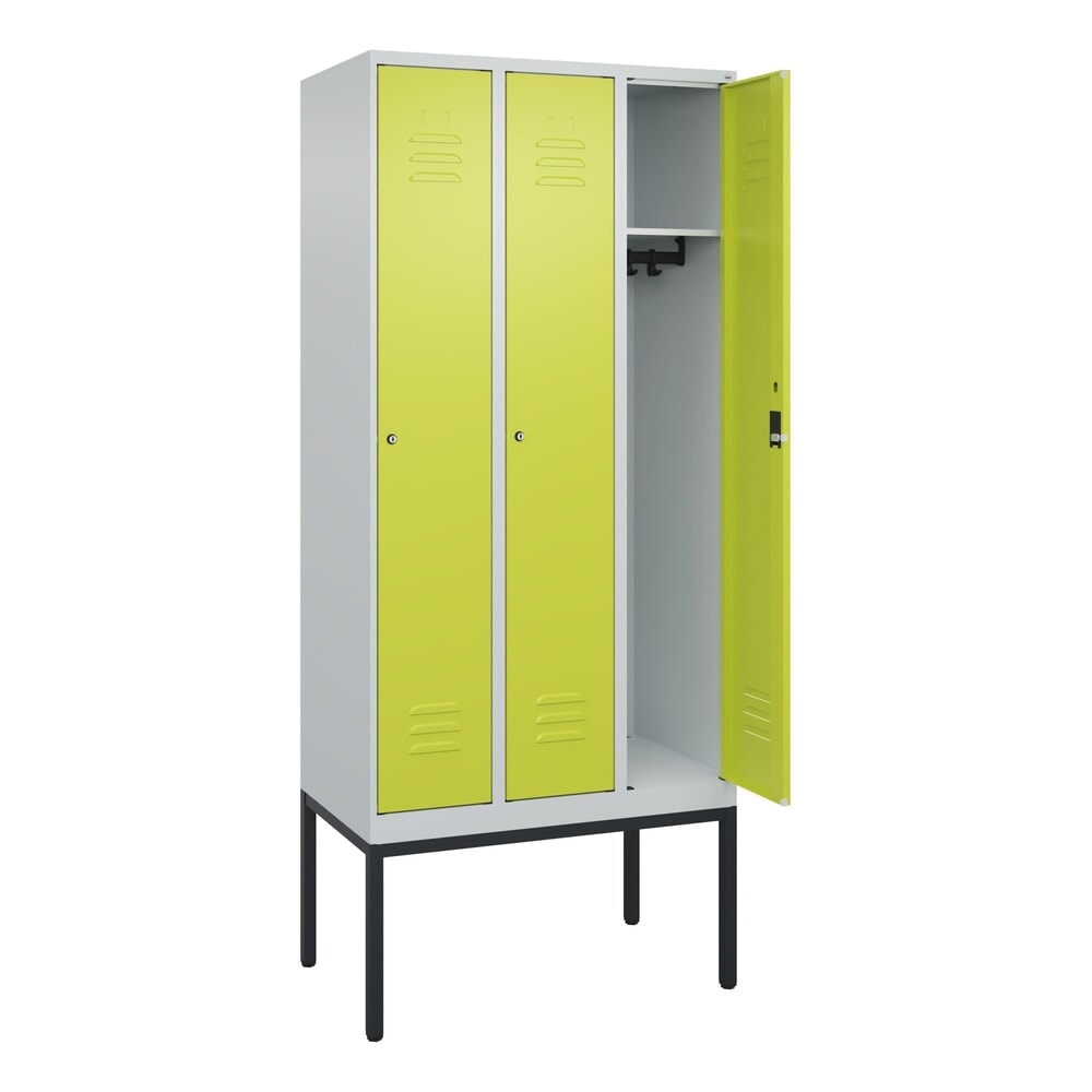Produktabbildung: C+P Spind Classic PLUS, Gestell, 3 Abteile, HxBxT 2.120 x 900 x 500 mm, lichtgrau, clowngrün, Zylinderschloss, ohne Mitteltrennwand