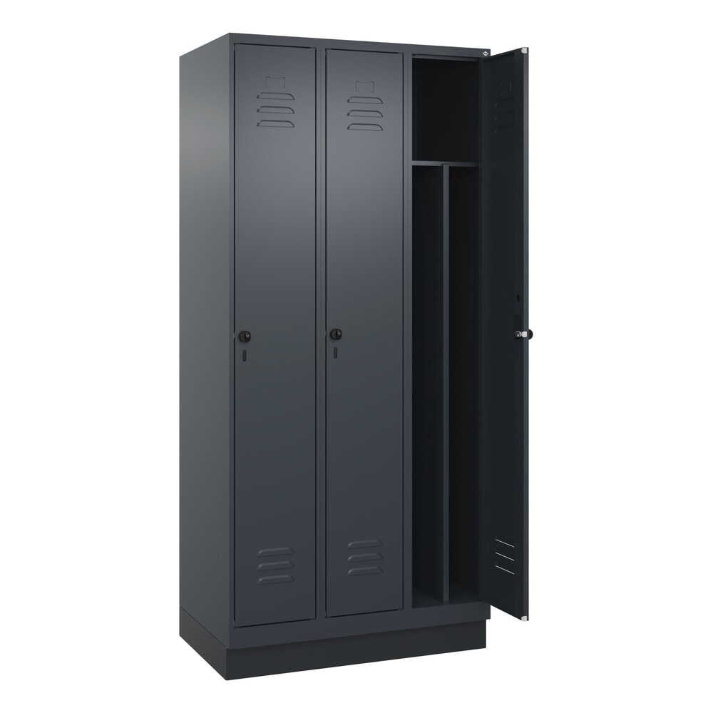 C+P Spind Classic PLUS, Sockel, 3 Abteile, HxBxT 1.950 x 900 x 500 mm, anthrazitgrau, anthrazitgrau, für Vorhängeschloss, mit Mitteltrennwand Produktabbildung: C+P Spind Classic PLUS, Sockel, 3 Abteile, HxBxT 1.950 x 900 x 500 mm, anthrazitgrau, anthrazitgrau, für Vorhängeschloss, mit Mitteltrennwand