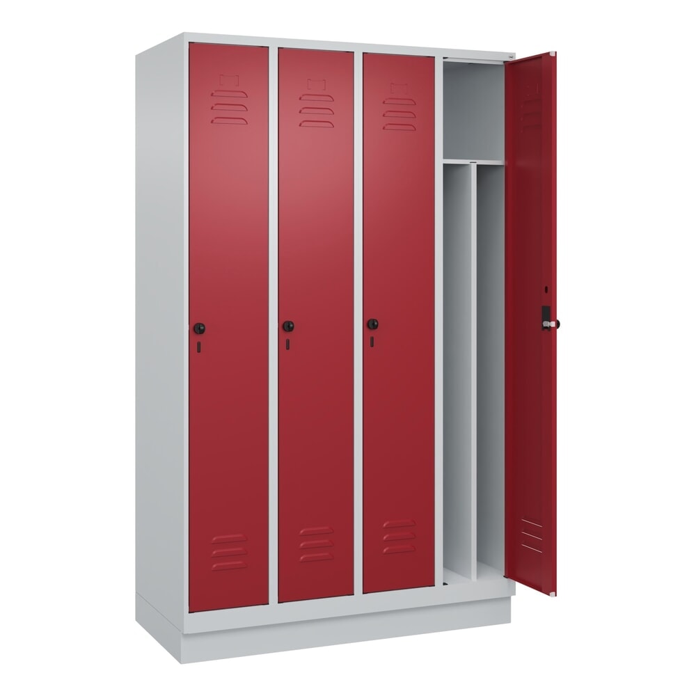 C+P Spind Classic PLUS, Sockel, 4 Abteile, HxBxT 1.950 x 1.200 x 500 mm, lichtgrau, rubinrot, für Vorhängeschloss, mit Mitteltrennwand Produktabbildung: C+P Spind Classic PLUS, Sockel, 4 Abteile, HxBxT 1.950 x 1.200 x 500 mm, lichtgrau, rubinrot, für Vorhängeschloss, mit Mitteltrennwand