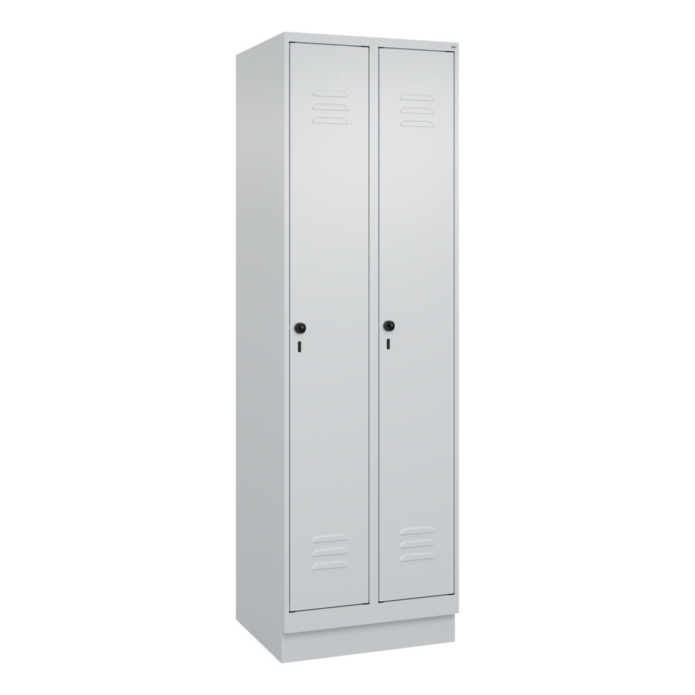 Produktabbildung: C+P Spind Classic PLUS, Sockel, 2 Abteile, HxBxT 1.950 x 600 x 500 mm, lichtgrau, lichtgrau, für Vorhängeschloss, ohne Mitteltrennwand