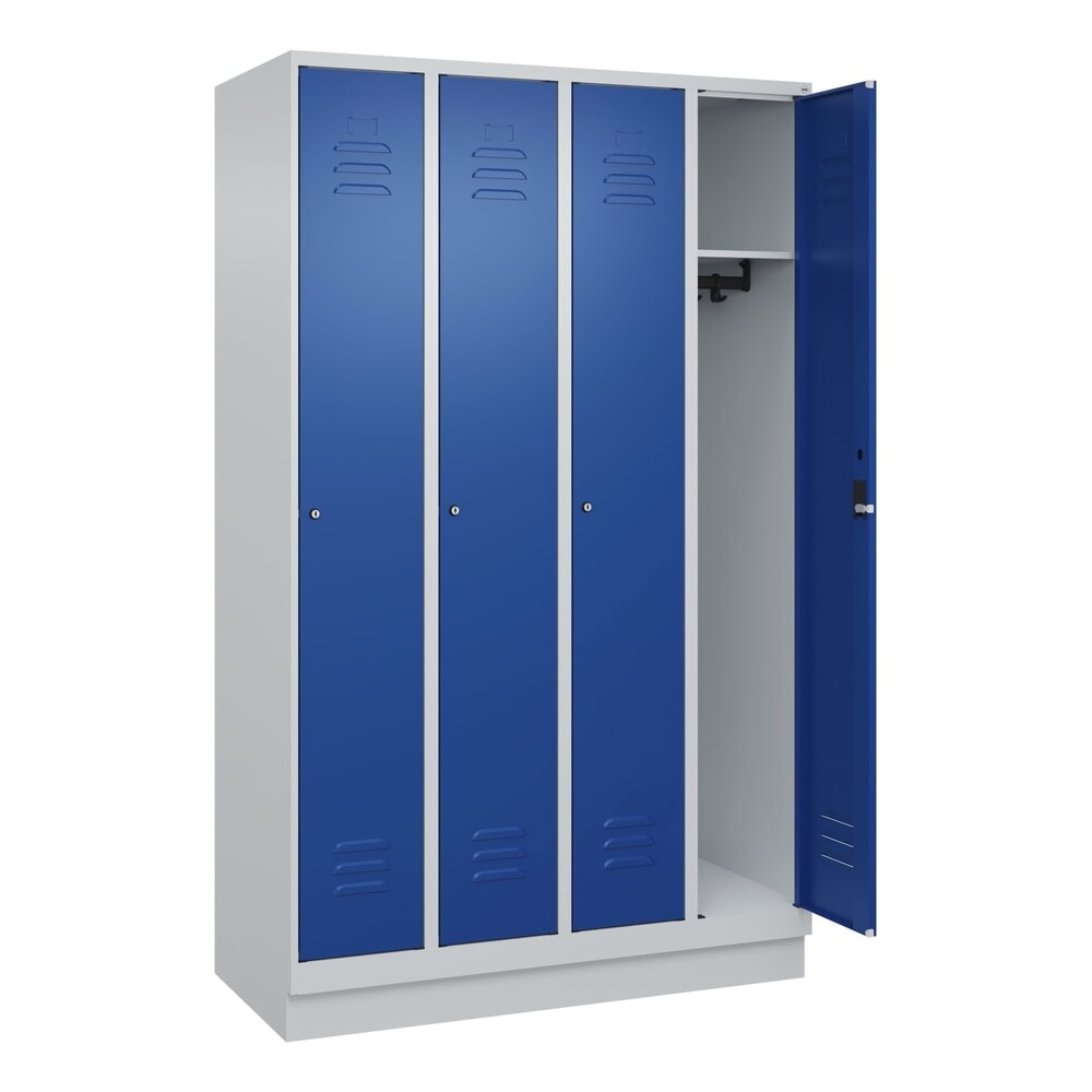 C+P Spind Classic PLUS, Sockel, 4 Abteile, HxBxT 1.950 x 1.200 x 500 mm, lichtgrau, enzianblau, Zylinderschloss, ohne Mitteltrennwand Produktabbildung: C+P Spind Classic PLUS, Sockel, 4 Abteile, HxBxT 1.950 x 1.200 x 500 mm, lichtgrau, enzianblau, Zylinderschloss, ohne Mitteltrennwand