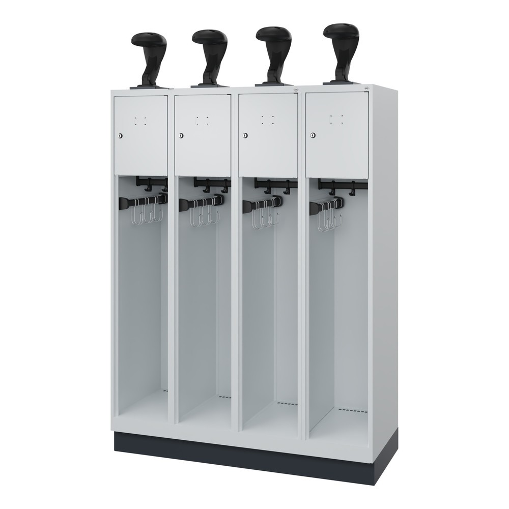 Illustration du produit: C+P Vestiaire pompier YOUNGSTER, socle, 4 compartiments, HxlxP 1 530 x 1 200 x 500 mm, gris clair, avec support de casque