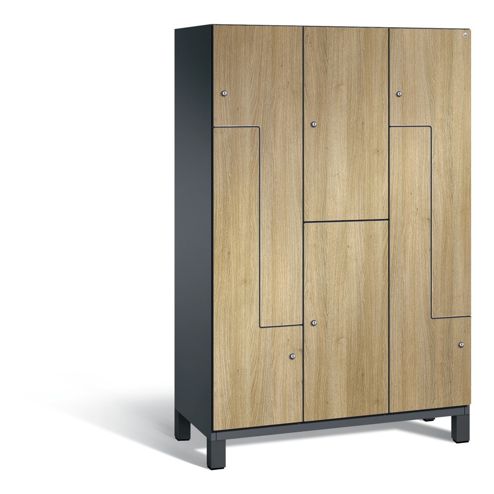 Produktabbildung: C+P Z-Kombinationsschrank Cambio, 3 Abteile, Abteilbreite 400 mm, HxBxT 1980x1200x525 mm, RAL 7021 Schwarzgrau, Dekor Eiche Sereno, Füsse