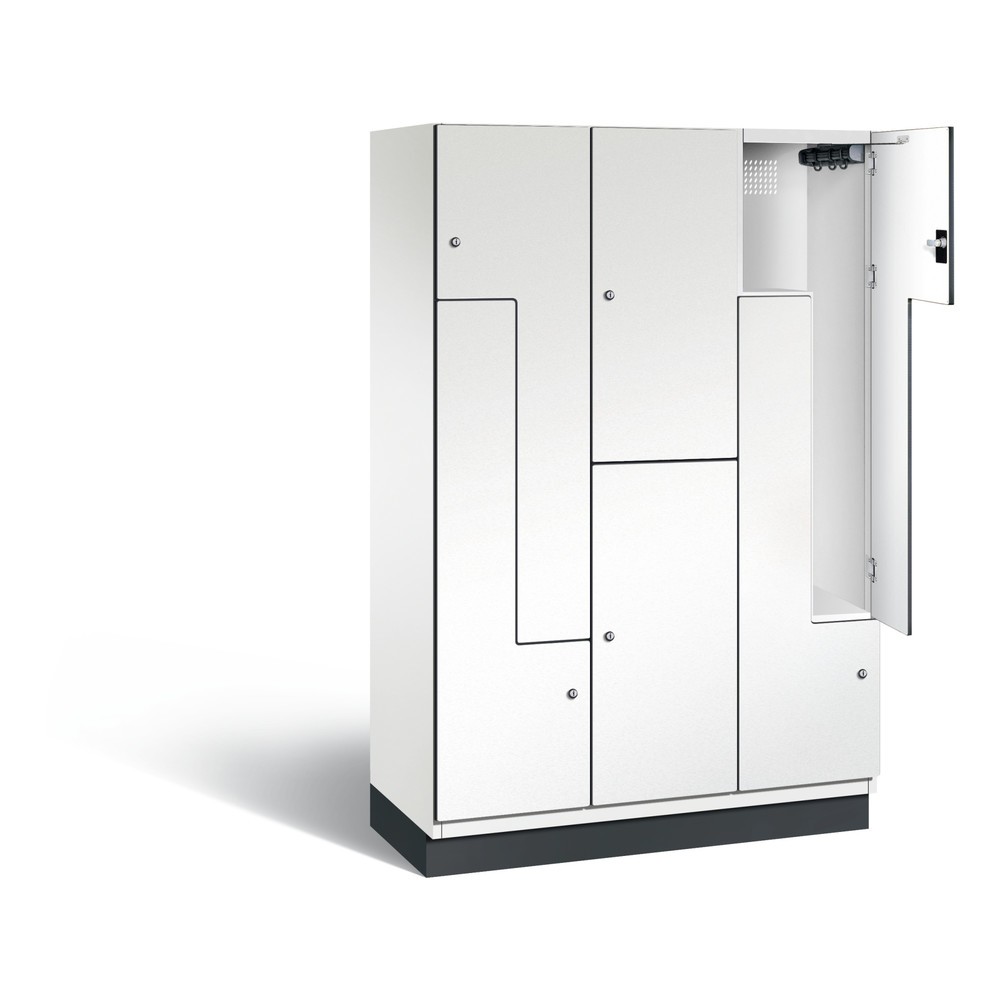 Produktabbildung: C+P Z-Kombinationsschrank Cambio, 3 Abteile, Abteilbreite 400 mm, HxBxT 1980x1200x525 mm, RAL 9016 Verkehrsweiss, Dekor Weiss, Sockel