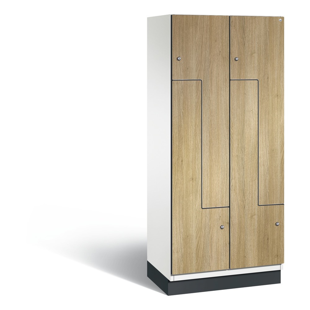 Produktabbildung: C+P Z-Garderobenschrank Cambio, 2 Abteile, Abteilbreite 400 mm, HxBxT 1980x800x525 mm, RAL 9016 Verkehrsweiss, Dekor Eiche Sereno, Sockel
