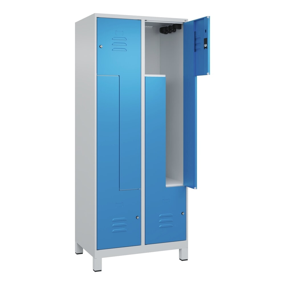 Produktabbildung: C+P Z-Spind Classic PLUS, Füsse, 4 Abteile, HxBxT 1.950 x 800 x 500 mm, lichtgrau, lichtblau, Zylinderschloss
