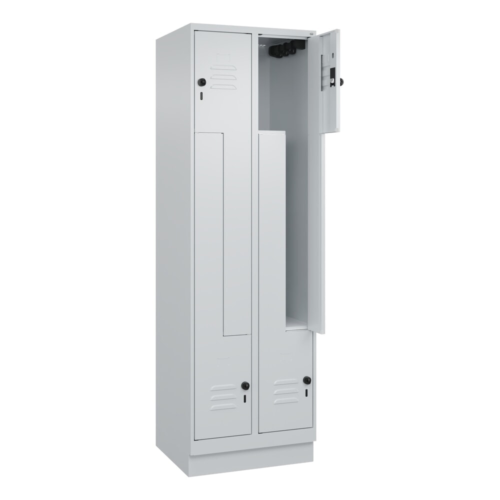 C+P Z-Spind Classic PLUS, Sockel, 4 Abteile, HxBxT 1.950 x 600 x 500 mm, lichtgrau, lichtgrau, für Vorhängeschloss Produktabbildung Nr. 1: C+P Z-Spind Classic PLUS, Sockel, 4 Abteile, HxBxT 1.950 x 600 x 500 mm, lichtgrau, lichtgrau, für Vorhängeschloss