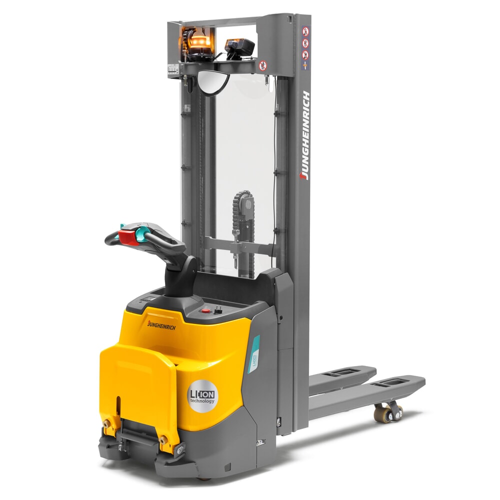 Illustration du produit: Gerbeur électrique Jungheinrich ERC 110zi ZT avec plateforme de conduite, mât télescopique double, hauteur de levage 2 300 mm, capacité de charge 1 000 kg, hydraulique proportionnelle, CH