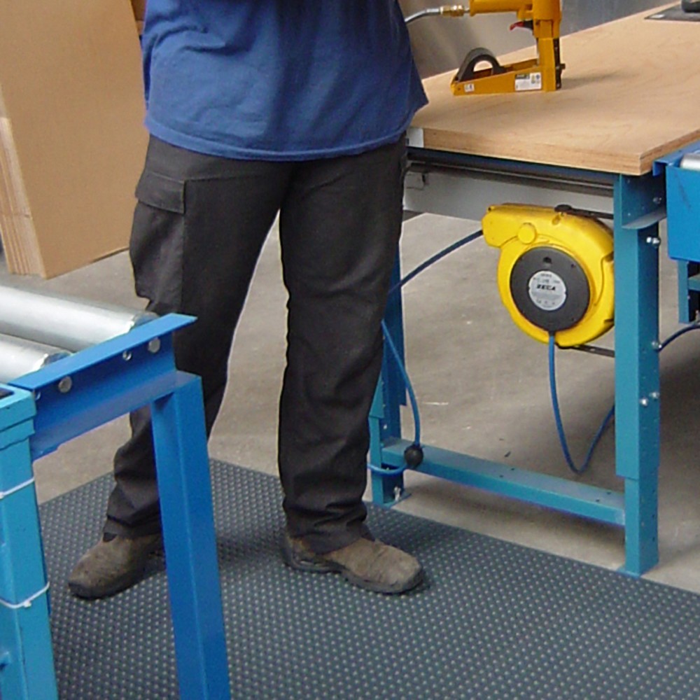 Produktabbildung Nr. 3: Dalle anti-fatigue, polyuréthane, à picots, lxP 650 x 950 mm