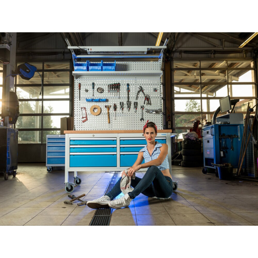 Produktabbildung Nr. 6: Bedrunka+Hirth Mobile Werkbank R 18-24, HxBxT 935 x 1.250 x 750 mm, lichtgrau, anthrazitgrau, 3 Schubladen 3x200 mm, 1 Flügeltür 1x600 mm
