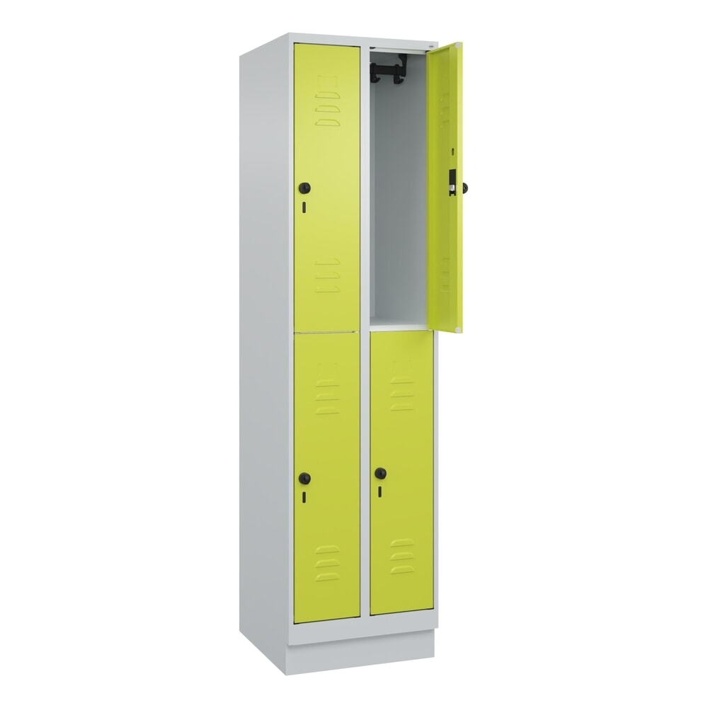 Produktabbildung: C+P Doppelstock-Spind Classic PLUS, Sockel, 2 Abteile, HxBxT 1.950 x 500 x 500 mm, lichtgrau, clowngrün, 4 Fächer, für Vorhängeschloss