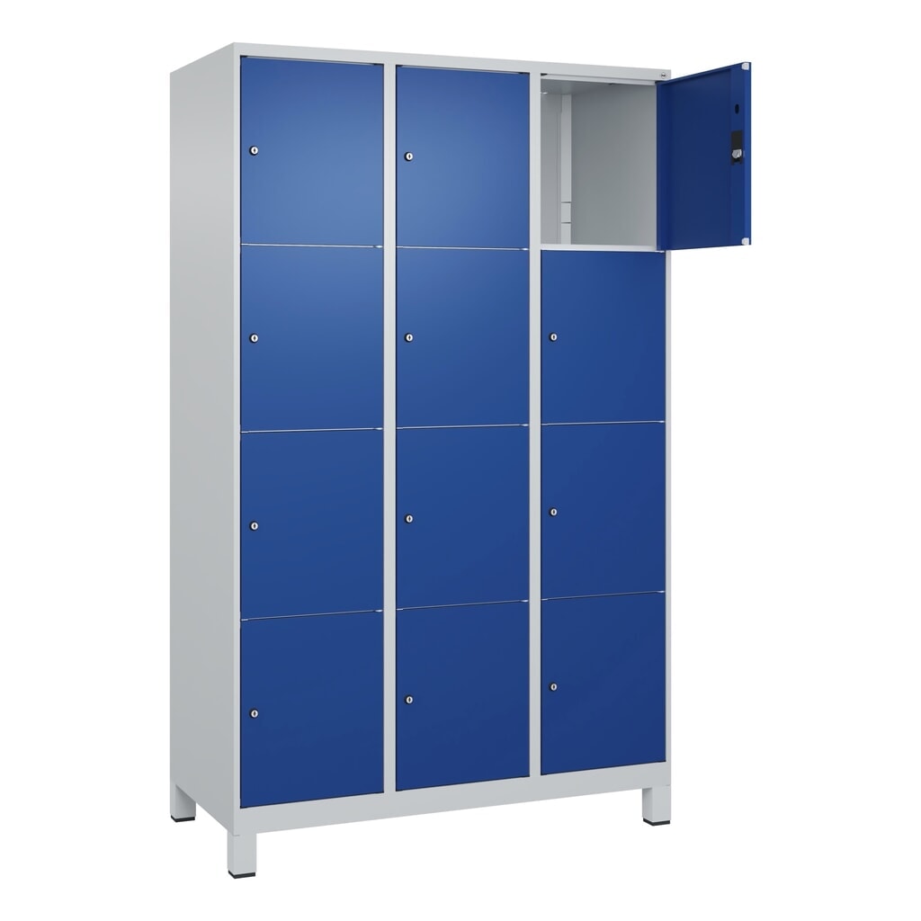 Produktabbildung: C+P Schliessfachschrank Classic PLUS, Füsse, 3 Abteile, HxBxT 1.950 x 1.200 x 500 mm, lichtgrau, enzianblau, 12 Fächer, Zylinderschloss