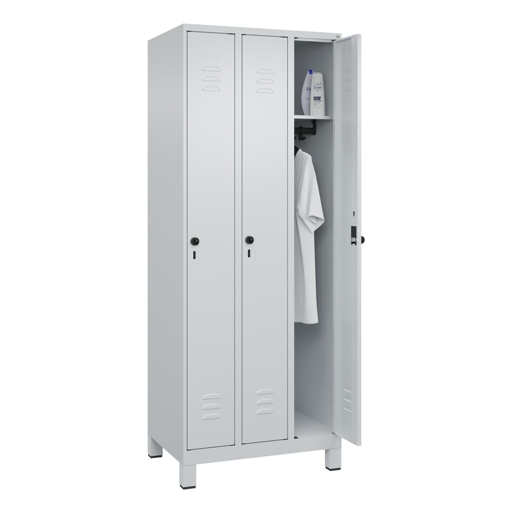 Produktabbildung Nr. 10: C+P Spind Classic PLUS, Füsse, 3 Abteile, HxBxT 1.950 x 750 x 500 mm, lichtgrau, lichtgrau, für Vorhängeschloss, ohne Mitteltrennwand