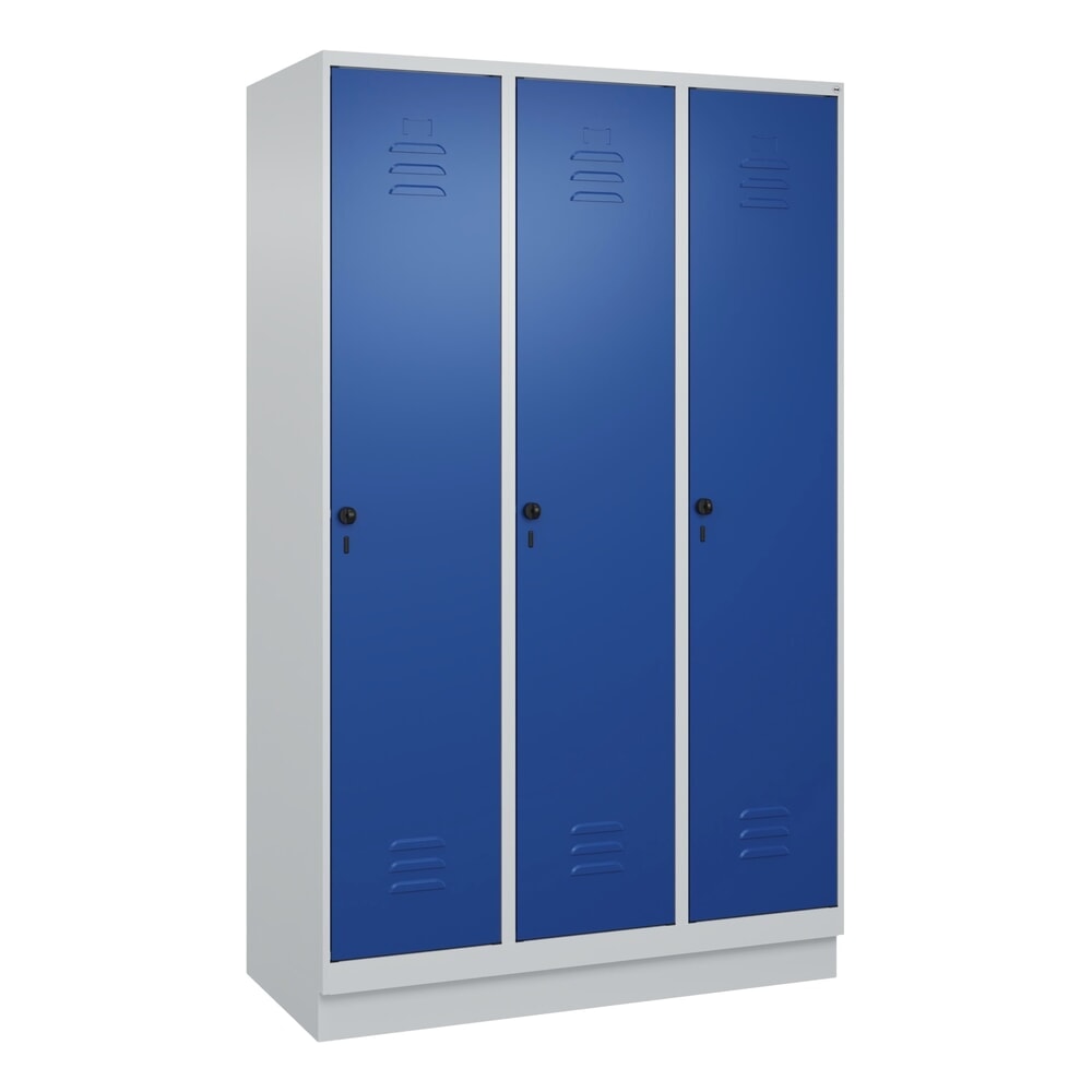 Produktabbildung Nr. 9: C+P Spind Classic PLUS, Sockel, 3 Abteile, HxBxT 1.950 x 1.200 x 500 mm, lichtgrau, enzianblau, für Vorhängeschloss, ohne Mitteltrennwand