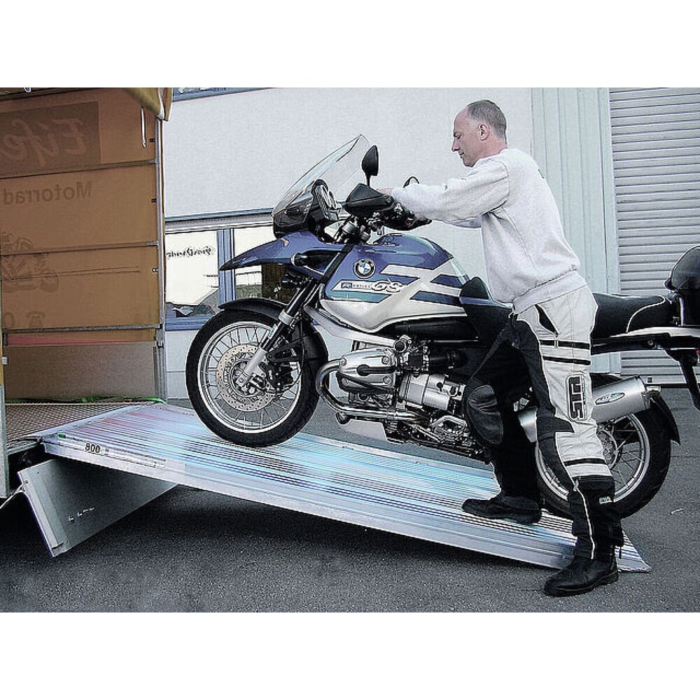 Produktabbildung Nr. 4: MAUDERER® Leichte Auffahrrampe, SuperLeicht-Steg CO, für schwere Ladegüter, Tragkraft 2.000 kg, LxB 1.500 x 500 mm