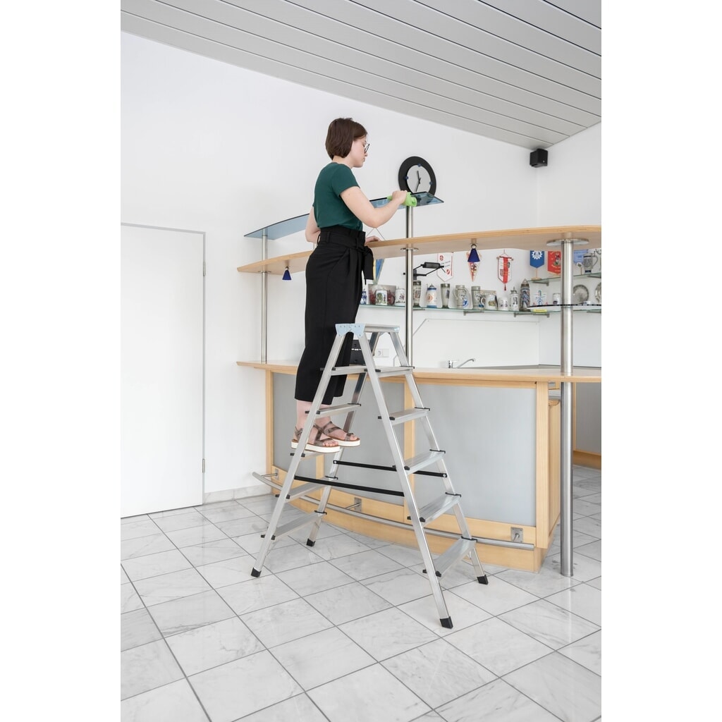 Produktabbildung Nr. 2: Munk Haushaltsleiter beidseitig begehbar 2x3 Stufen