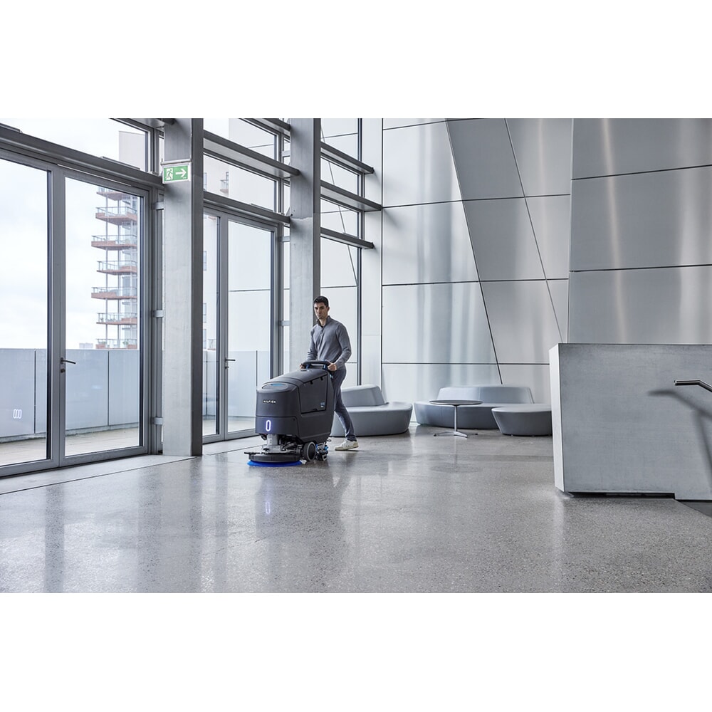 Produktabbildung Nr. 6: Nilfisk® Handgeführte Scheuersaugmaschine SC550 D 53 LI-ION
