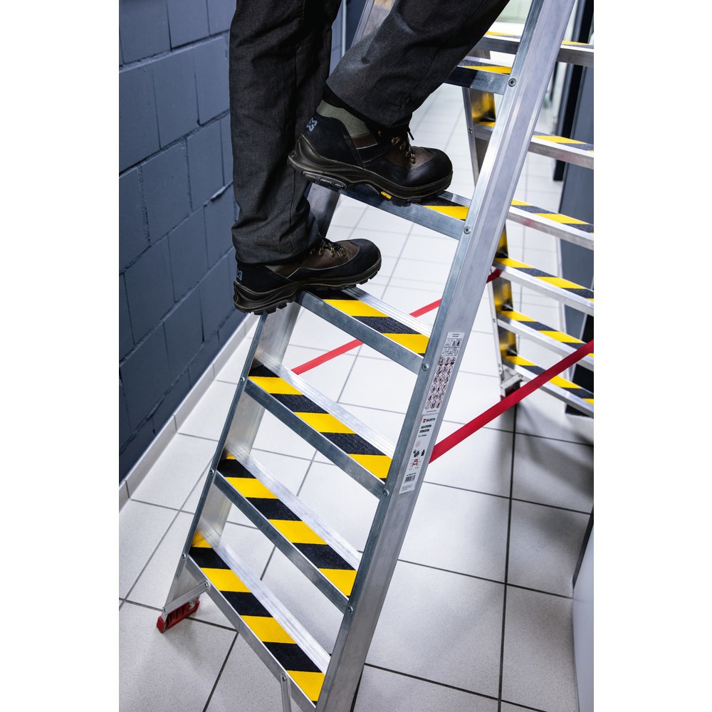 Produktabbildung Nr. 6: DURABLE Bande antidérapante DURALINE® GRIP+, largeur 50 mm, jaune/noir, 2 pcs/UV
