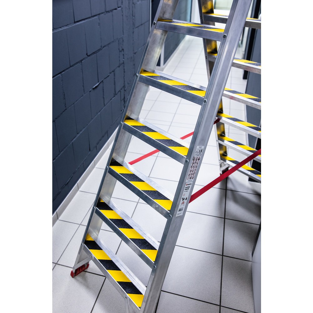Produktabbildung Nr. 7: DURABLE Bande antidérapante DURALINE® GRIP+, largeur 50 mm, jaune/noir, 2 pcs/UV