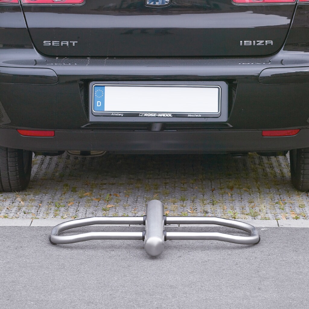 URBANUS Arceau anti-stationnement rabattable Premium, verrouillable, hauteur 475 mm N° de l'image du produit 2 : URBANUS Arceau anti-stationnement rabattable Premium, verrouillable, hauteur 475 mm