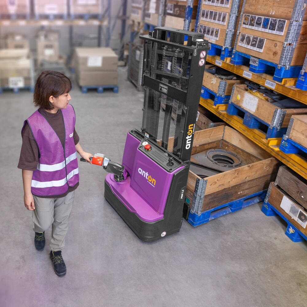 N° de l'image du produit 12 : Gerbeur électrique AntOn by Jungheinrich PSM 1.2, avec mât télescopique double, capacité de charge 1 200 kg, hauteur de levée 2 522 mm