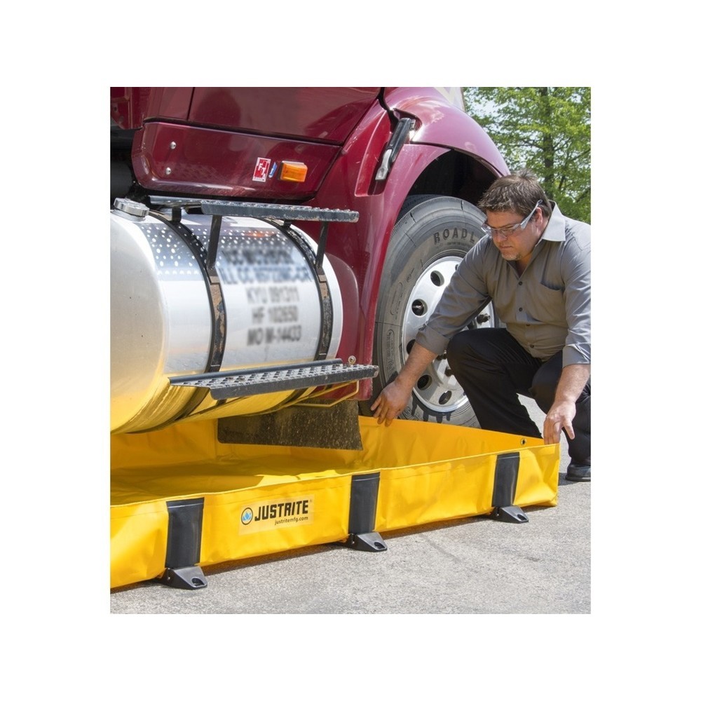 Illustration du produit: Justrite® bac de rétention pliable en polyester QuickBerm® Lite, capacité 1 204 l