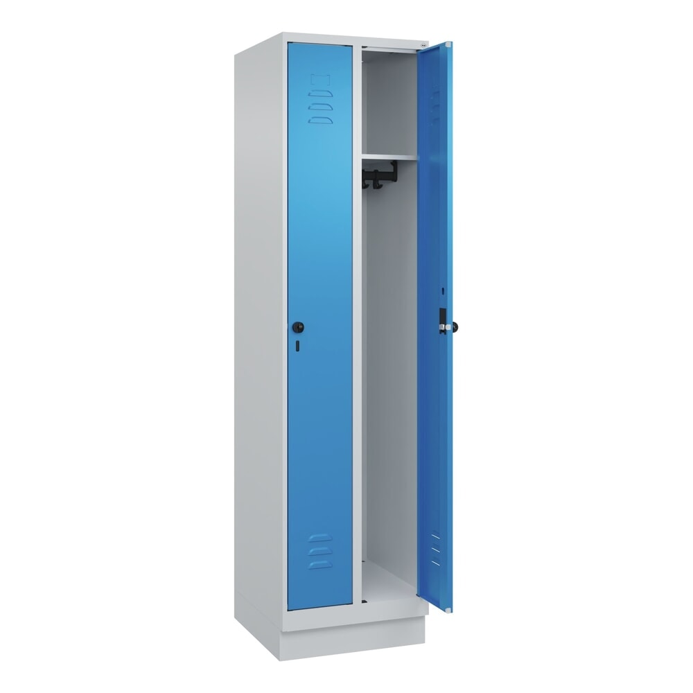 Illustration du produit: C+P Spind Classic PLUS, Sockel, 2 Abteile, HxBxT 1.950 x 500 x 500 mm, lichtgrau, lichtblau, für Vorhängeschloss, ohne Mitteltrennwand