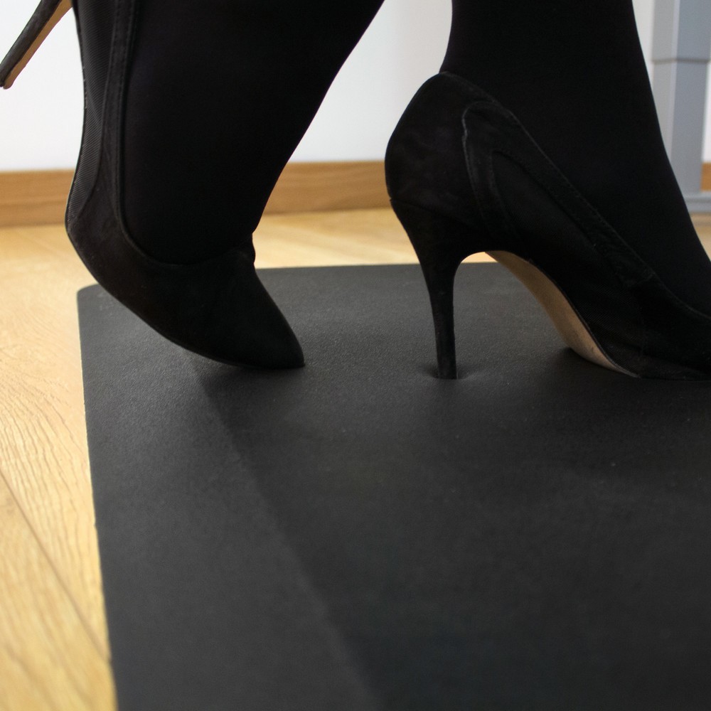 N° de l'image du produit 4 : COBA Tapis ergonomique en PU, lxP 500 x 800 mm, noir