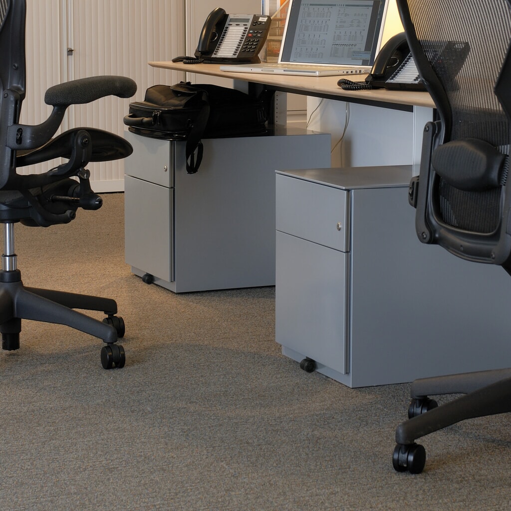 Conteneur à roulettes Note™ avec dossiers suspendus et tiroir, H x l x P 495 x 420 x 565 mm, noir N° de l'image du produit 8 : Conteneur à roulettes Note™ avec dossiers suspendus et tiroir, H x l x P 495 x 420 x 565 mm, noir