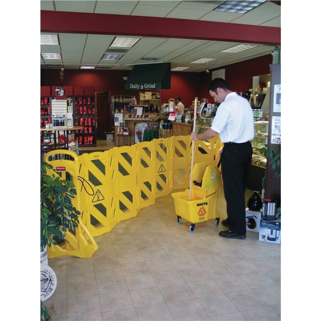 Barrières de sécurité polyéthylène jaune l.600xH1000 mm mobile, 16 pièces RUBBER N° de l'image du produit 3 : Barrières de sécurité polyéthylène jaune l.600xH1000 mm mobile, 16 pièces RUBBER