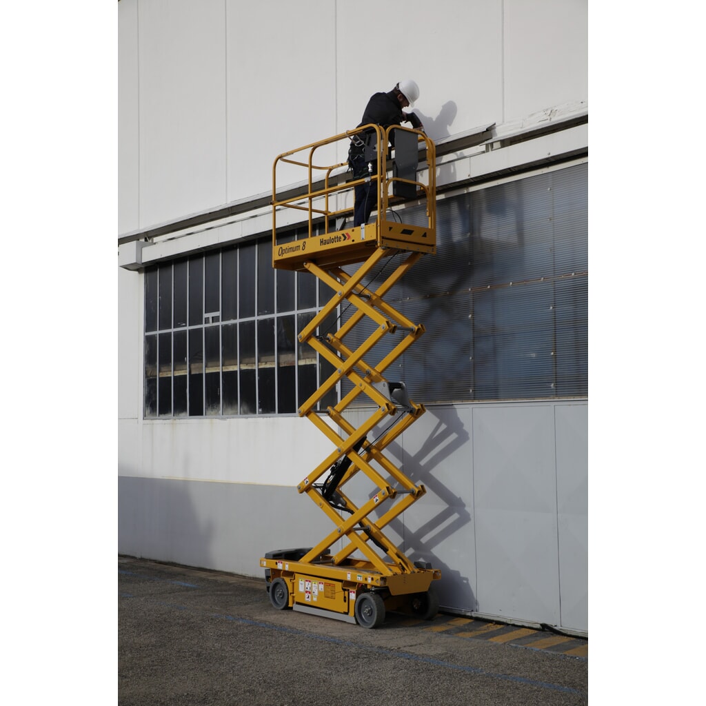 Nacelle élévatrice à ciseaux Haulotte OPTIMUM 8 AC, mobile, hauteur de travail 7,8 m N° de l'image du produit 4 : Nacelle élévatrice à ciseaux Haulotte OPTIMUM 8 AC, mobile, hauteur de travail 7,8 m