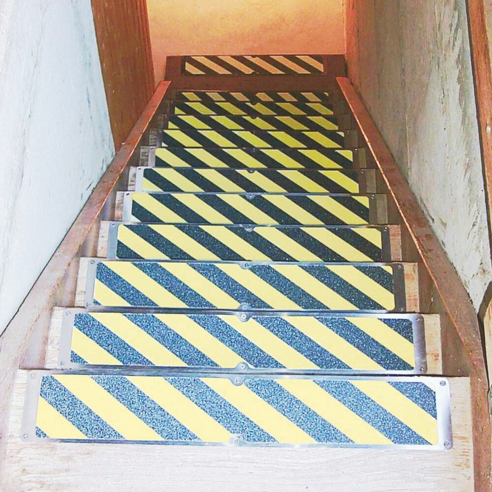 N° de l'image du produit 2 : Tapis antidérapant, phosphorescent, L x l 635 x 114 mm, noir/jaune