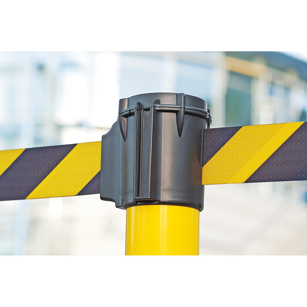 Potelets d’avertissement à ruban étirable, potelets jaunes, ruban jaune N° de l'image du produit 3 : Potelets d’avertissement à ruban étirable, potelets jaunes, ruban jaune