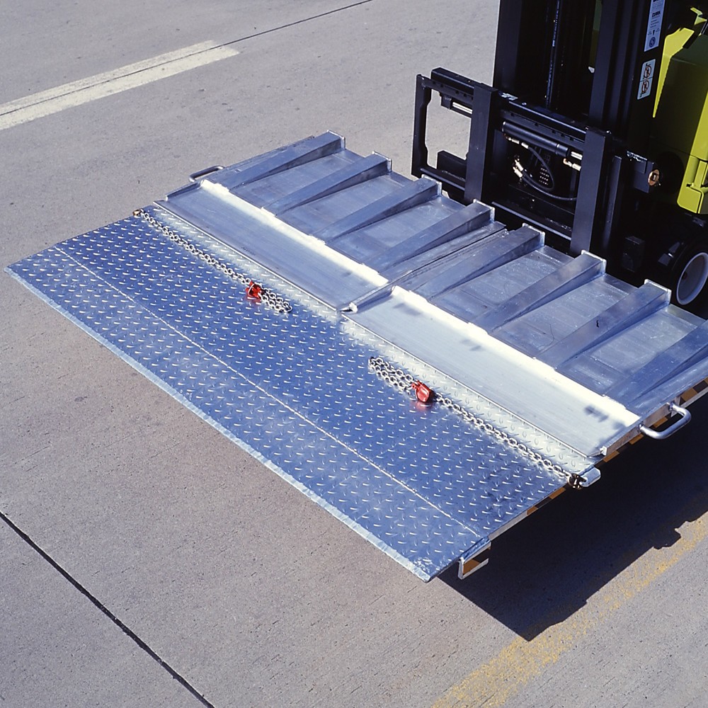 N° de l'image du produit 3 : Rampe de chargement pour conteneur, pliable, capacité de charge 7 300 kg, l x L 2 000 x 2 070 mm