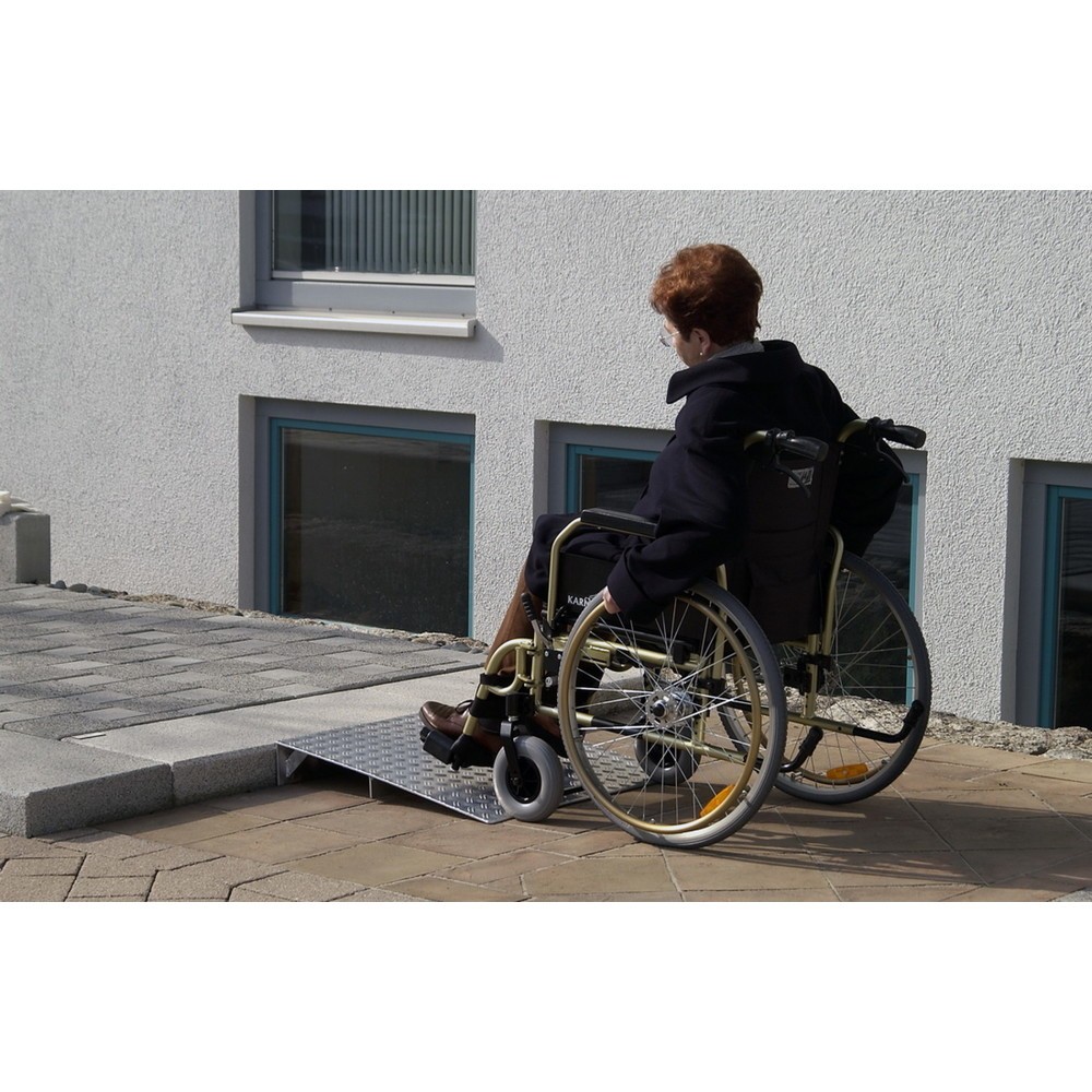 Produktabbildung Nr. 3: Hayon à cale en aluminium, capacité de charge de 300 kg, différence de hauteur possible de 70 à 120 mm