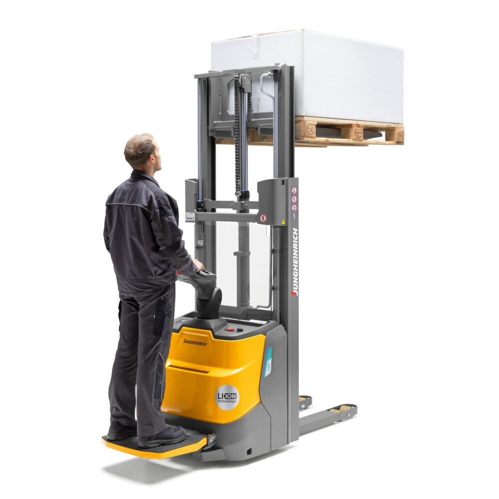 Produktabbildung Nr. 5: Jungheinrich Elektro-Hochhubwagen ERC 112i DZ mit Standplattform, Dreifach-Teleskop-Hubgerüst, Hubhöhe 4.300 mm, Tragfähigkeit 1.200 kg, Proportionalhydraulik, CH
