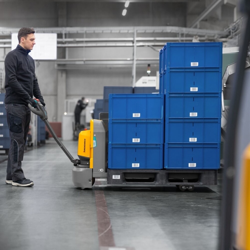 Produktabbildung Nr. 7: Jungheinrich Elektro-Hubwagen AME 18, Tragfähigkeit 1.800 kg, Gabellänge 1.000 mm, Sondergabelbreite 670 mm, Tandemrollen
