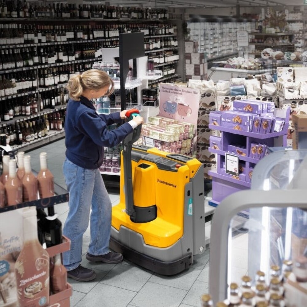 Produktabbildung Nr. 14: Jungheinrich Elektro-Hubwagen EJE 118i, Tragfähigkeit 1.800 kg, Gabellänge 1.150 mm