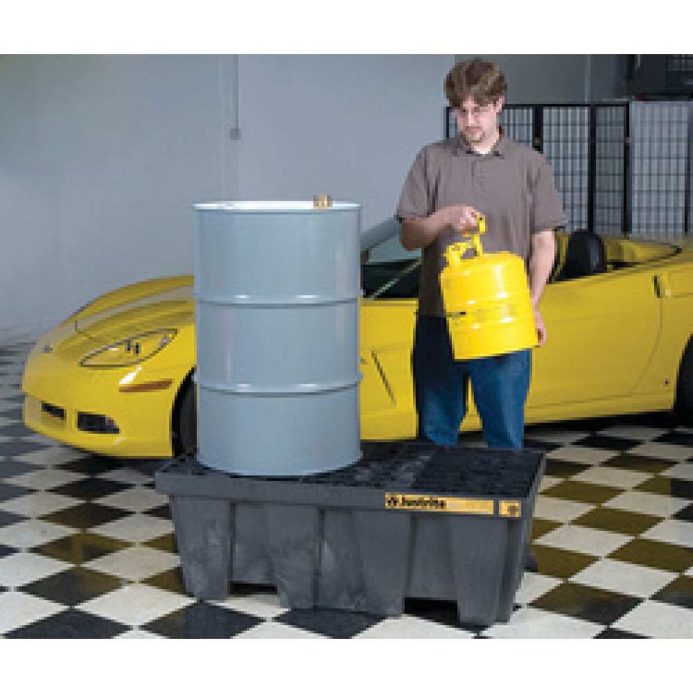 Produktabbildung Nr. 2: Justrite® Auffangwanne aus 100 % Recycling-Kunststoff, für 200-Liter-Fässer
