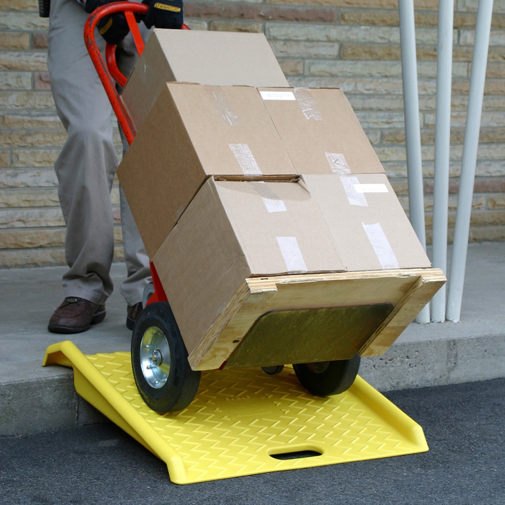 Produktabbildung Nr. 2: Justrite® Rampe d’accès Eagle, HDPE, lxP 686 x 686 mm