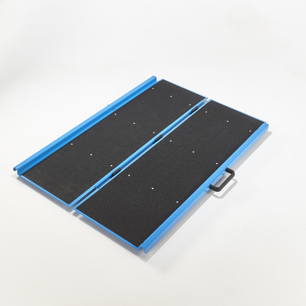 Produktabbildung Nr. 10: MOTTEZ Klappbare Zufahrtrampe in Aluminium, Länge 1.360 mm