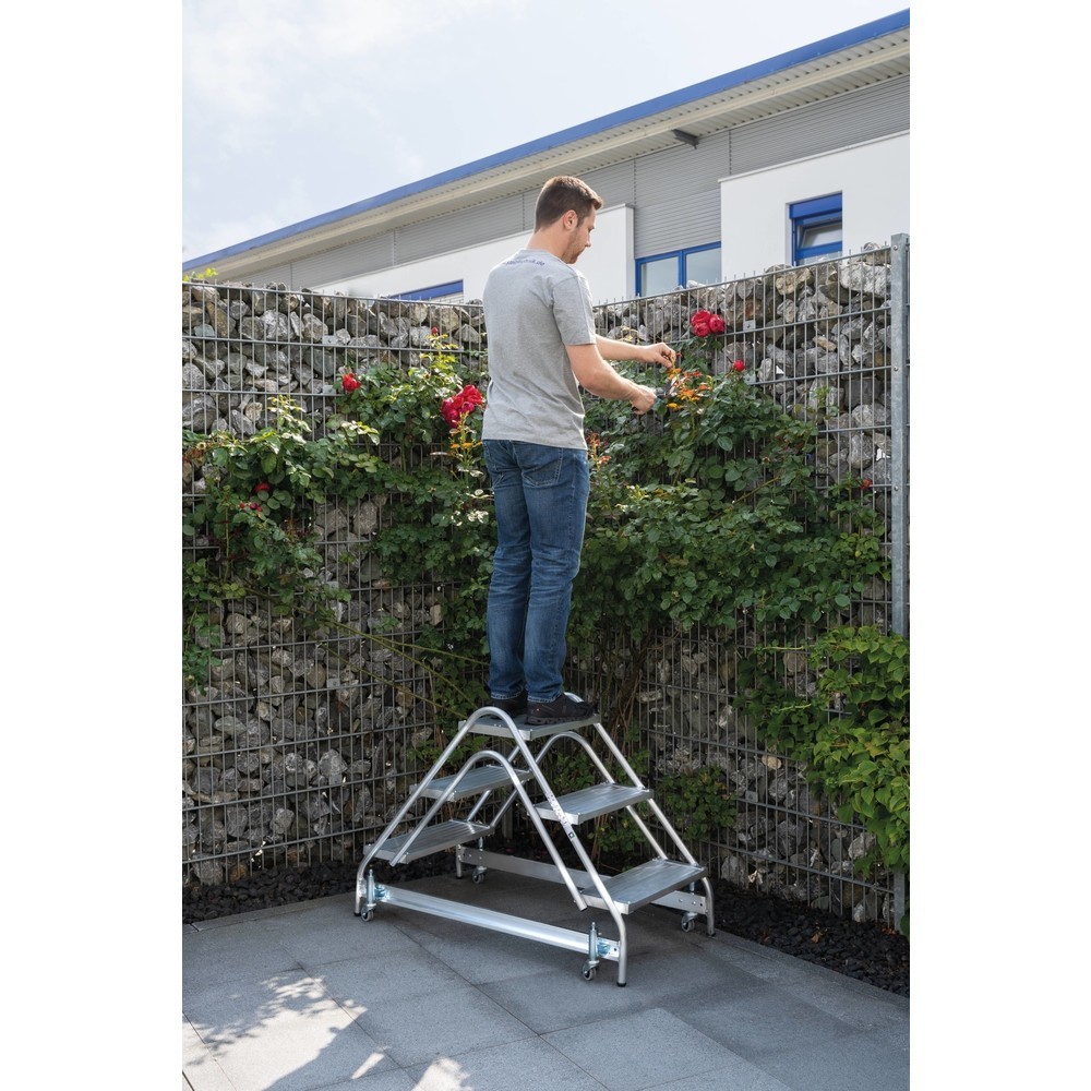 Produktabbildung Nr. 2: Munk Marchepied avec marches de deux côtés en aluminium strié, 2x2 marches
