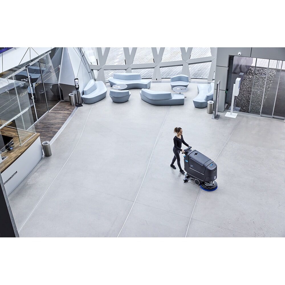 Produktabbildung Nr. 9: Nilfisk® Handgeführte Scheuersaugmaschine SC550 D 53 LI-ION