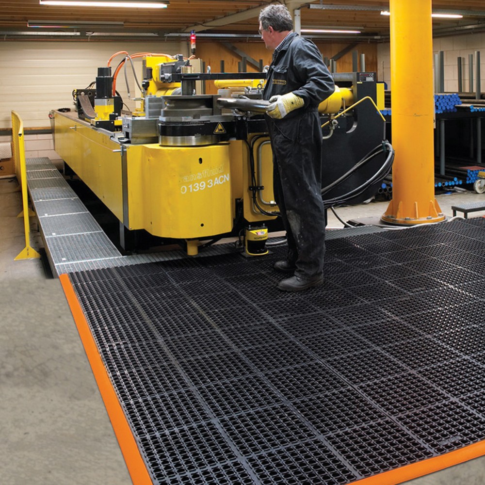 Illustration du produit: Tapis anti-fatigue en caoutchouc nitrile, LxP 660 x 1 020 mm