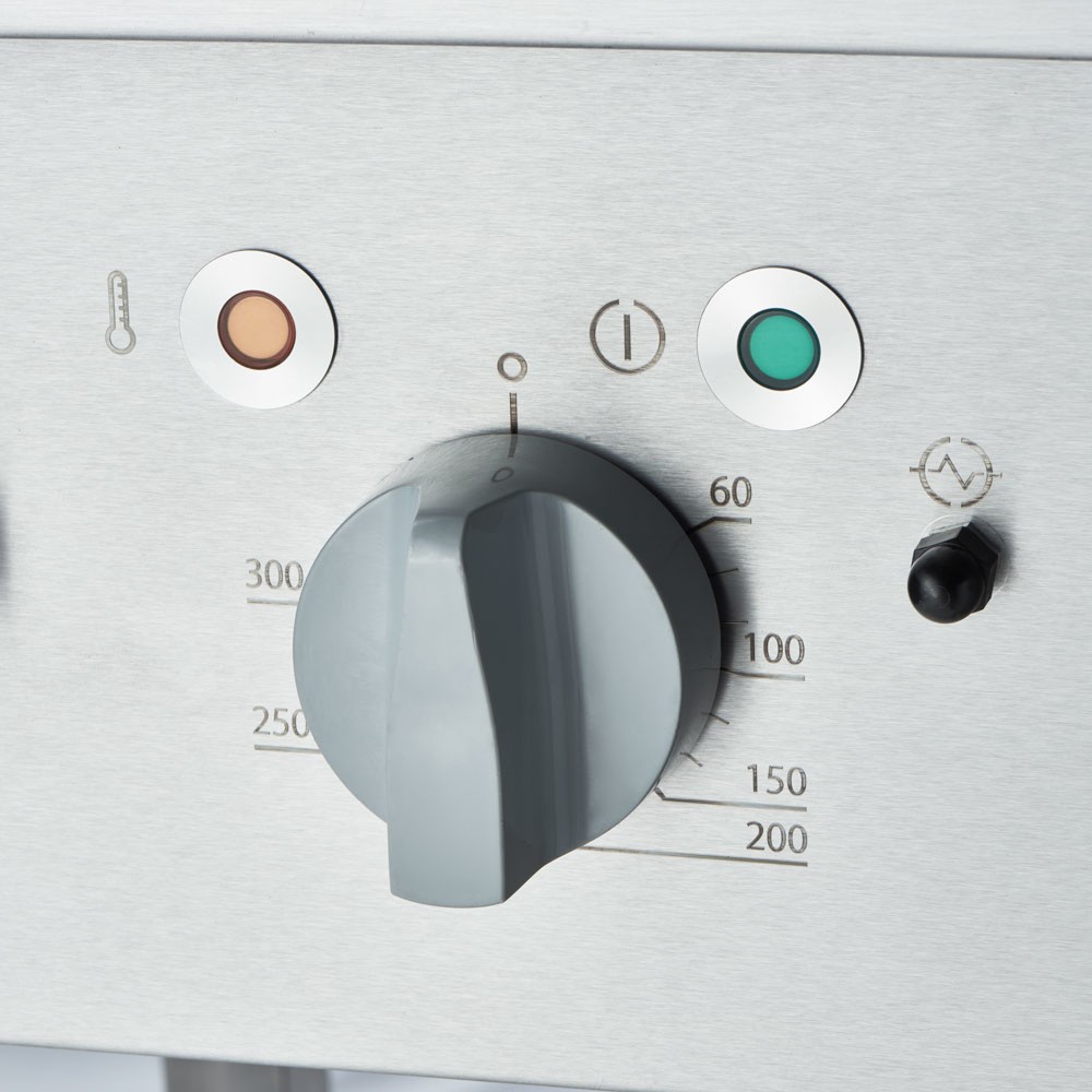 N° de l'image du produit 3 : Plaque de cuisson électrique Stalgast à poser - ½ lisse / ½ rainurée, base ouverte, 800 x 700 x 850 mm (L x P x H)