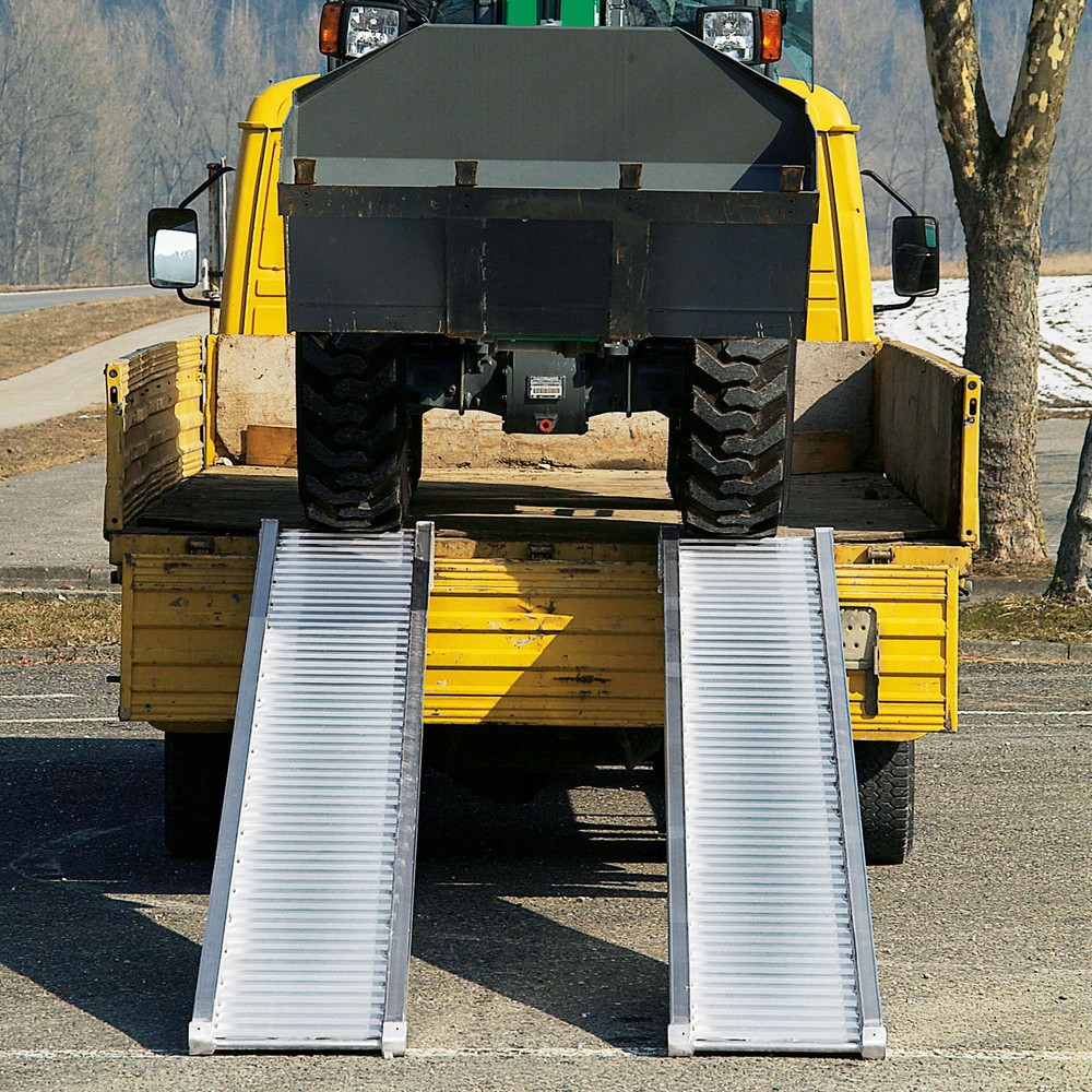 Illustration du produit: Rails de chargement pour charges lourdes, sans bordure, capacité de charge 2 620 kg/paire, longueur 1 620 mm