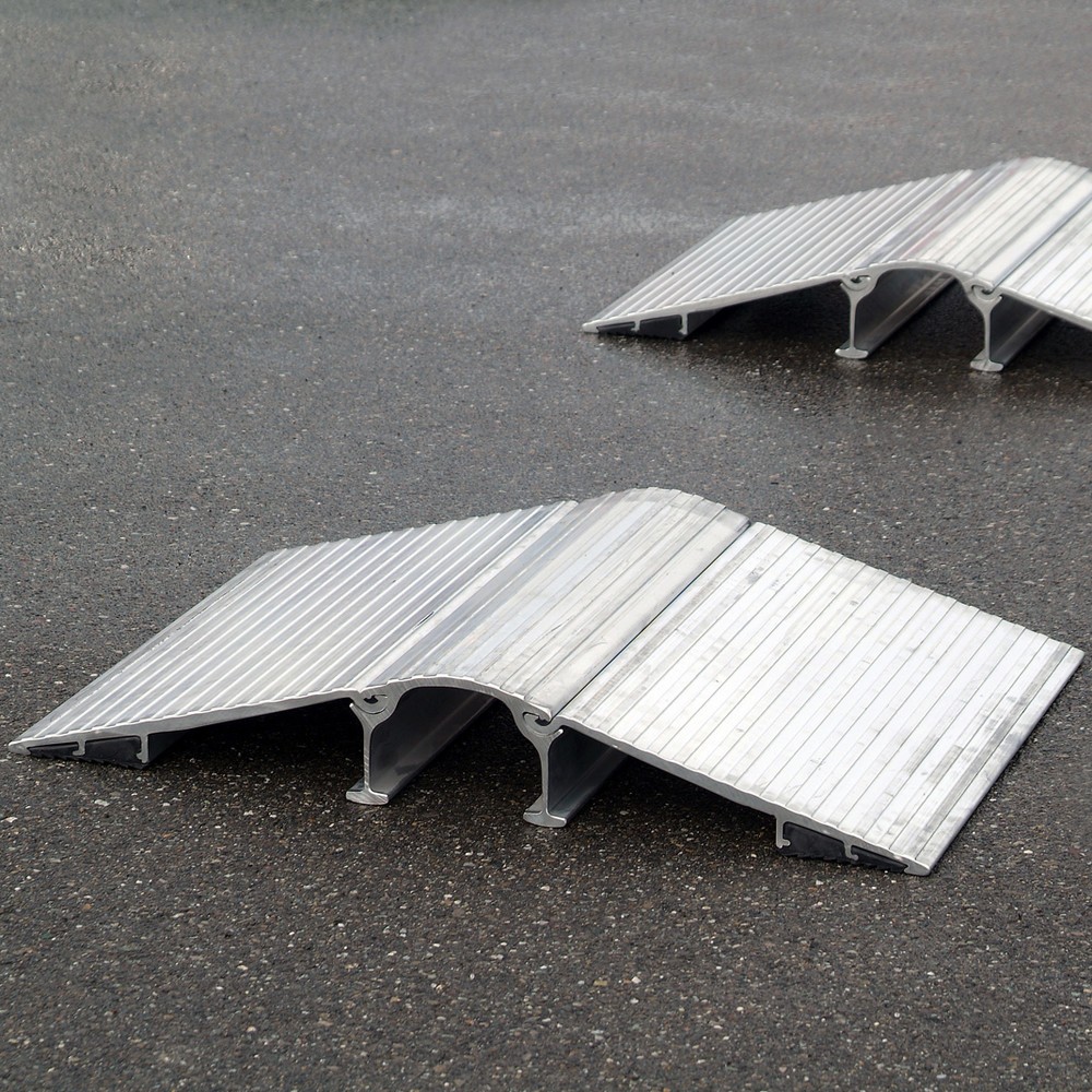 Produktabbildung Nr. 4: Rampe passe-câbles pour câbles et tuyaux, capacité de charge 7 000 kg, longueur 750 mm